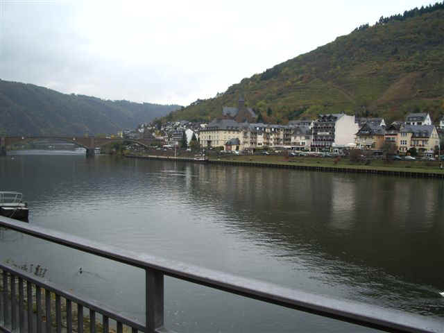 051021 (13) FRA Cochem.JPG (51511 bytes)