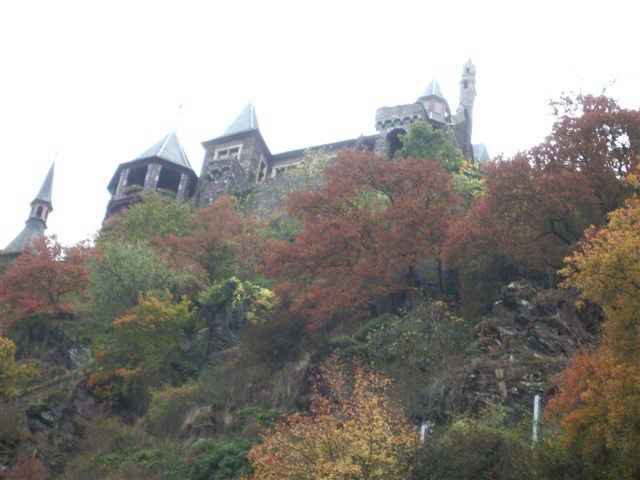 051021 (19) FRA Cochem.JPG (55188 bytes)