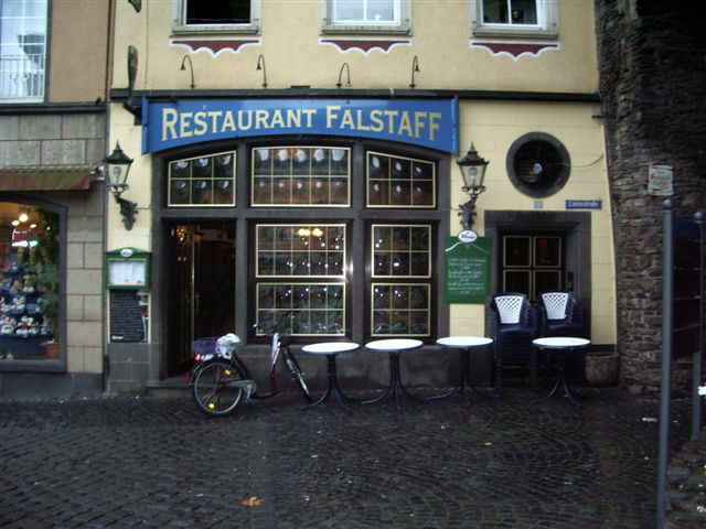 051022 (0) FRA Cochem Restaurant Falstaff.JPG (68354 bytes)