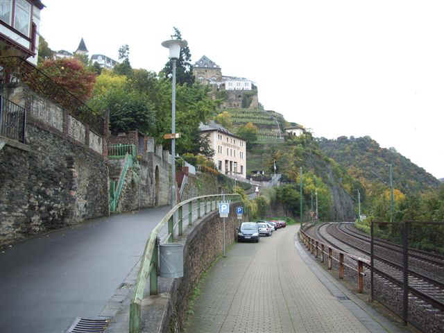 051024 (14) FRA St Goar.JPG (64495 bytes)