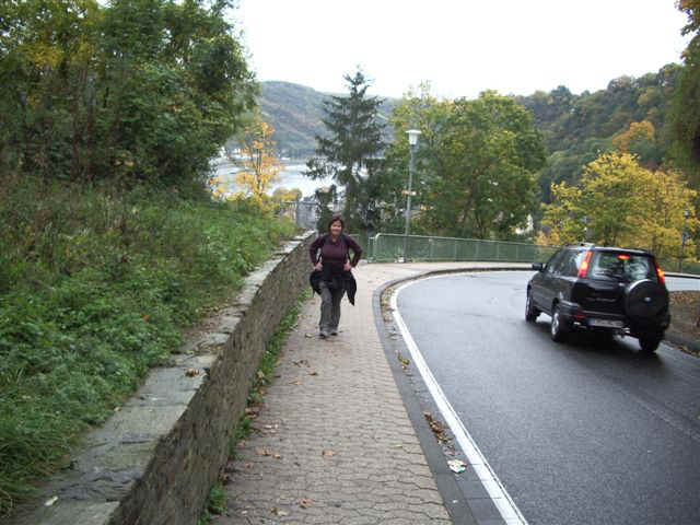 051024 (16) FRA St Goar Karla.JPG (76562 bytes)