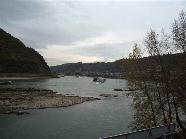 051024 (23) FRA St Goar.JPG (51027 bytes)