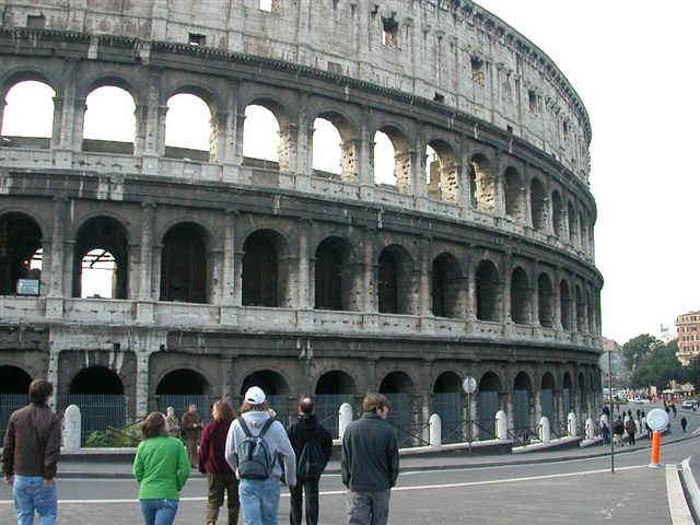 051121 (8) FCO Colliseum.JPG (75645 bytes)