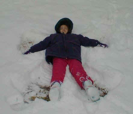 02103011 Snow Angel Emma.jpg (32459 bytes)