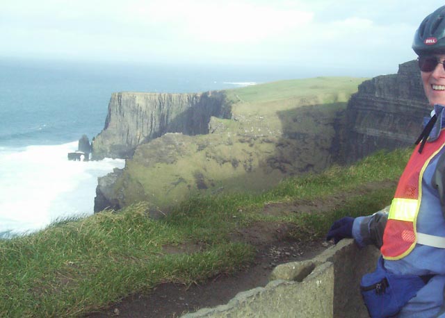 02122010 SNN Page Cliffs of Moher.JPG (45890 bytes)