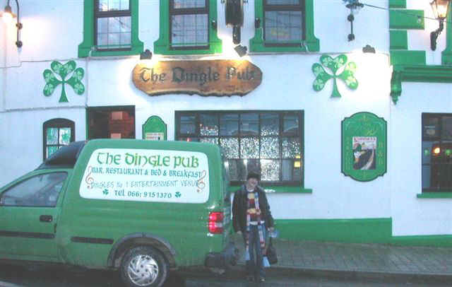 02b27012 SNN Lauren Dingle Pub.jpg (53400 bytes)