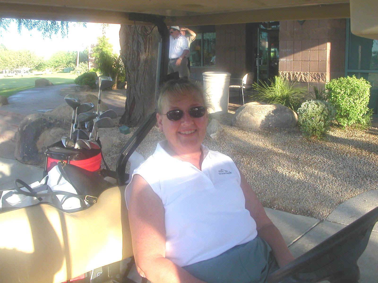 03920006 PHX DLGolf Mary.jpg (311510 bytes)