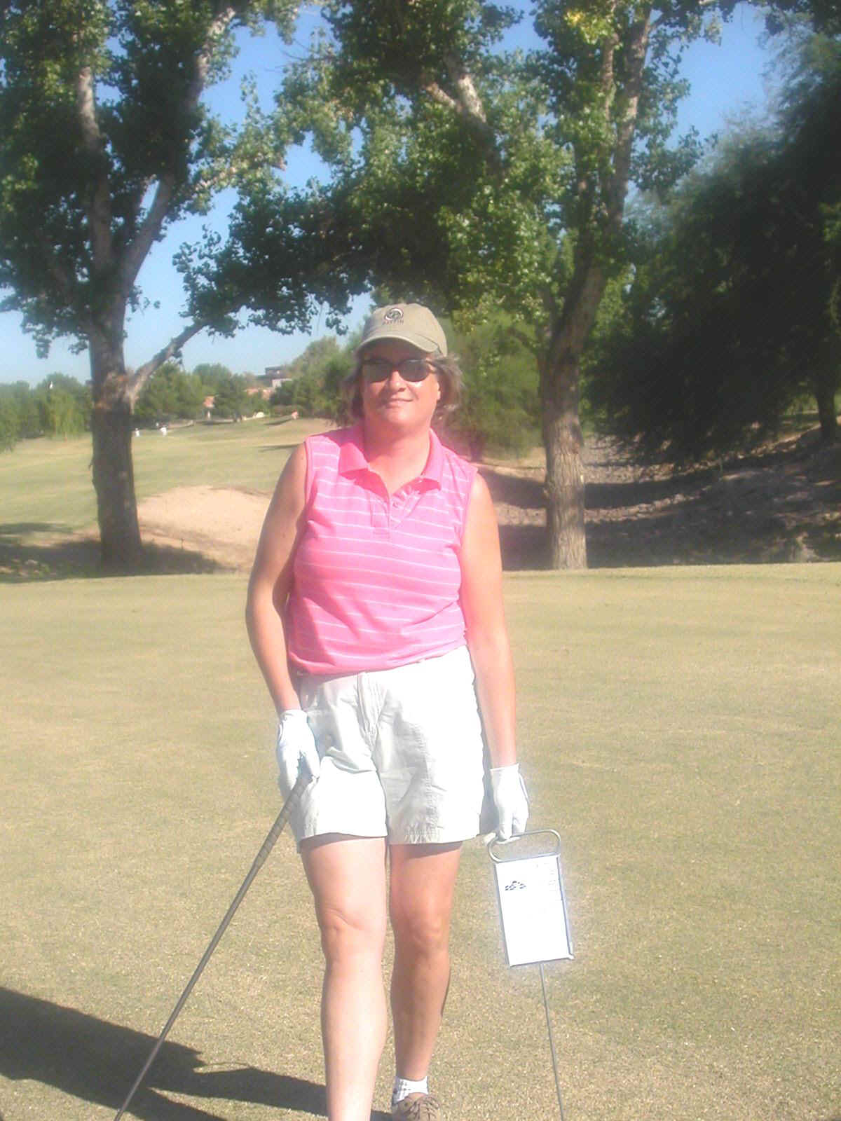 03920020 PHX DLGolf Cathy Fincher.jpg (318086 bytes)