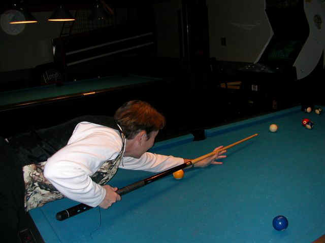 060130 (5) Bowling BJ.JPG (35310 bytes)