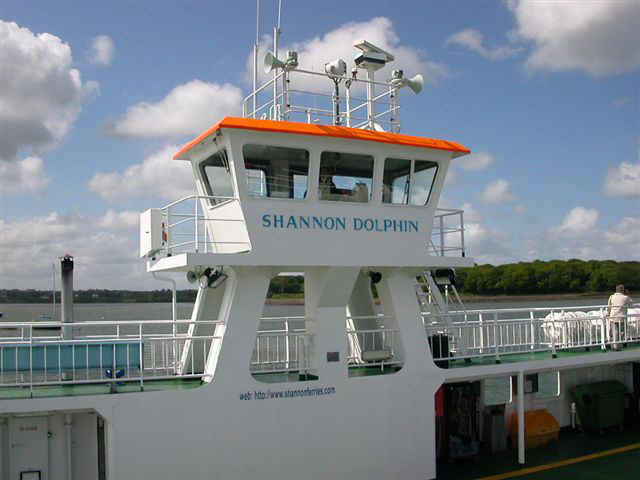 060522 (8) SNN Tarbert Shannon Ferry.JPG (52486 bytes)