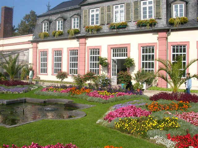 061015 (15) FRA Bad Homburg.JPG (95495 bytes)