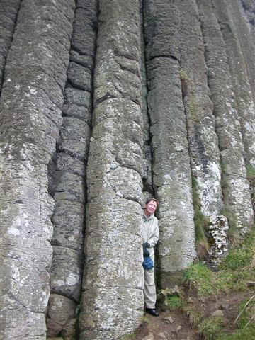 070410 (17) DUB BJ Giants Causeway.JPG (59949 bytes)