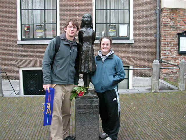 071121 (19) AMS Anne Frank.JPG (87897 bytes)